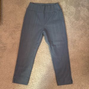 GUC Agnes and Dora light jeggings size M.